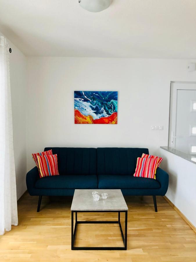 Villa Dani Sea & Pool Apartments 特罗吉尔 外观 照片