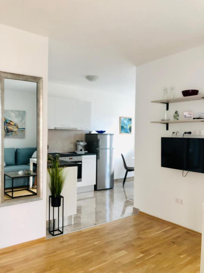 Villa Dani Sea & Pool Apartments 特罗吉尔 外观 照片