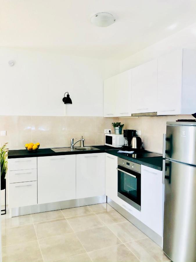 Villa Dani Sea & Pool Apartments 特罗吉尔 外观 照片