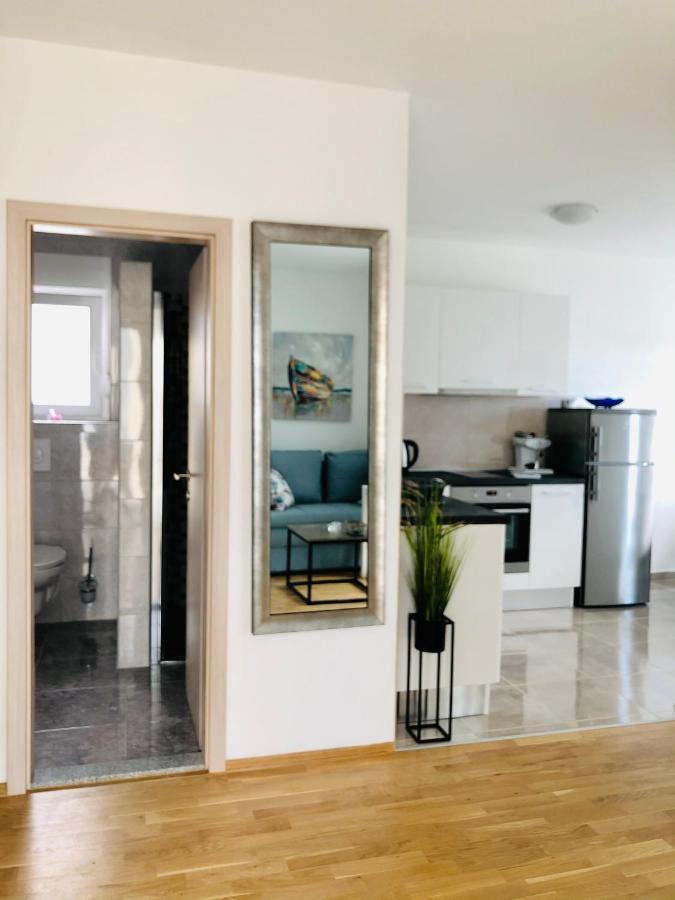Villa Dani Sea & Pool Apartments 特罗吉尔 外观 照片