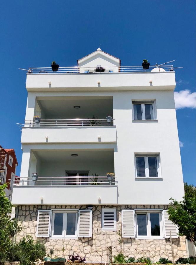 Villa Dani Sea & Pool Apartments 特罗吉尔 外观 照片