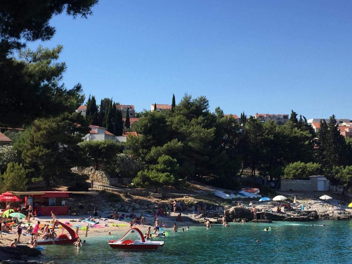 Villa Dani Sea & Pool Apartments 特罗吉尔 外观 照片