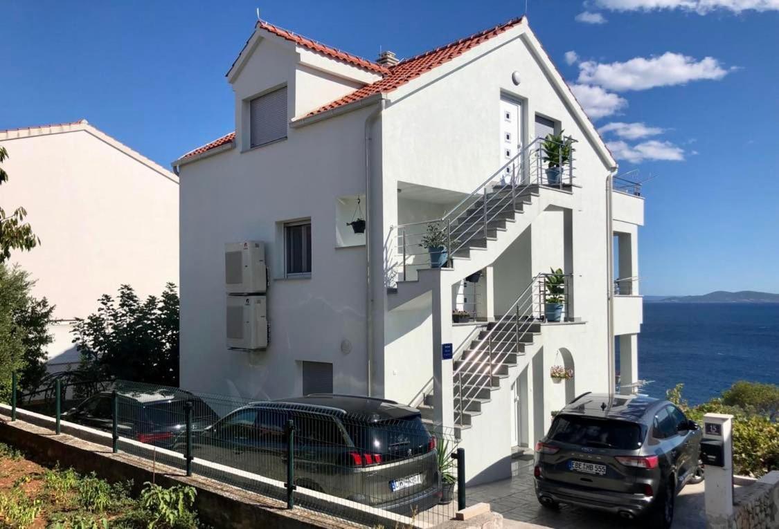 Villa Dani Sea & Pool Apartments 特罗吉尔 外观 照片