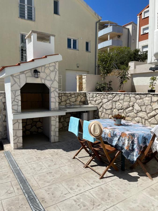 Villa Dani Sea & Pool Apartments 特罗吉尔 外观 照片